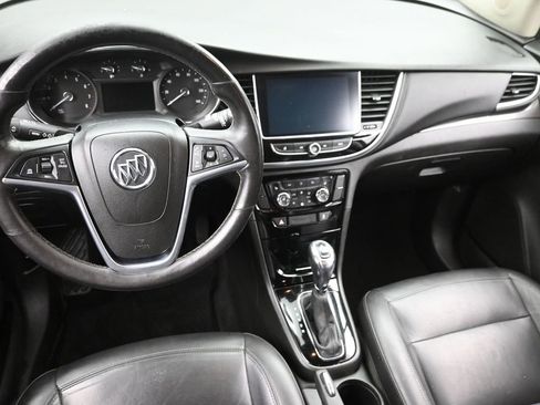 Used 2018 Buick Encore Essence image 11