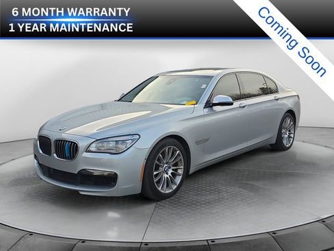 Used 2015 BMW 750Li image 1