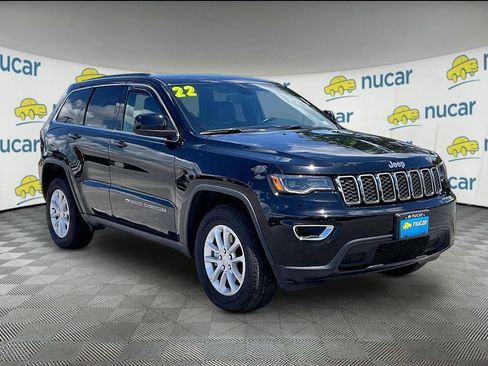 Used 2022 Jeep Grand Cherokee Laredo X AWD/4WD image 1
