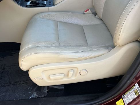 Used 2016 Toyota Highlander Limited Platinum AWD/4WD image 11