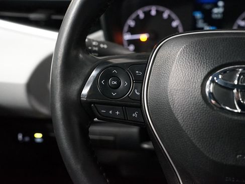 Certified 2025 Toyota Corolla SE image 14