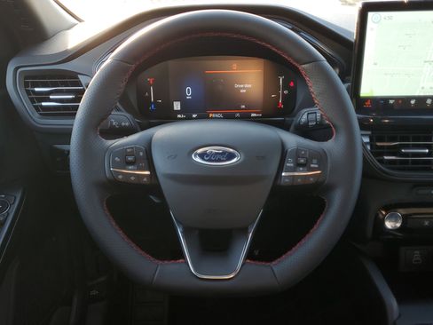 New 2026 Ford Escape ST-Line w/ Tech Pack #1 image 31