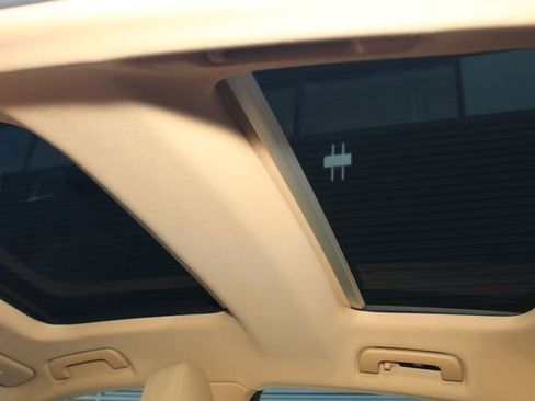 Used 2019 Porsche Panamera 4 image 25