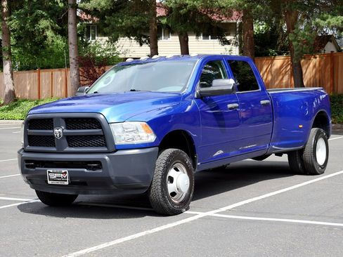 Used 2016 RAM 3500 Tradesman w/ Popular Equipment Group AWD/4WD image 2