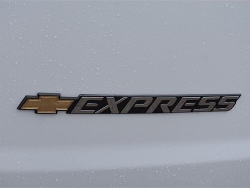 New 2025 Chevrolet Express 2500 Work Van image 17