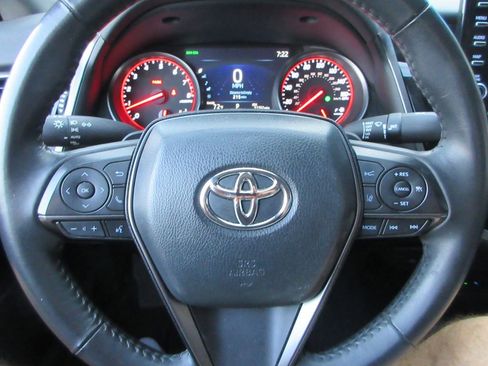 Used 2024 Toyota Camry XSE image 21