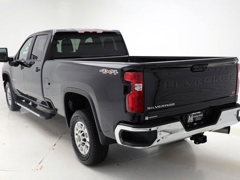 Used 2025 Chevrolet Silverado 2500 LT w/ Safety Package AWD/4WD image 6