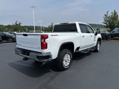 Used 2024 Chevrolet Silverado 2500 LTZ AWD/4WD image 7