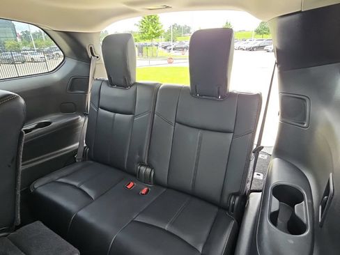 Used 2018 Nissan Pathfinder SL w/ SL Premium Package AWD/4WD image 23