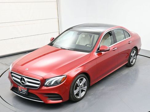 Used 2020 Mercedes-Benz E 350 4MATIC Sedan w/ Parking Assistance Package image 37