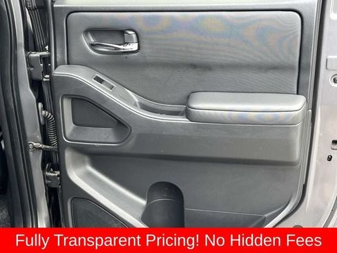 Used 2023 Nissan Frontier SV AWD/4WD image 18