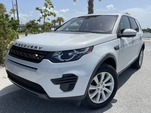 Used 2019 Land Rover Discovery Sport SE AWD/4WD image 28