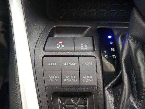 Certified 2023 Toyota RAV4 XLE image 24