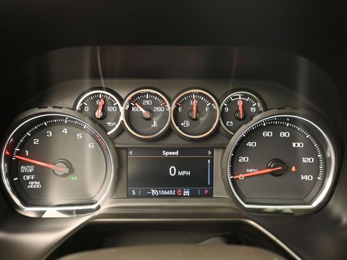 Used 2021 Chevrolet Suburban LT w/ LT Signature Package image 37