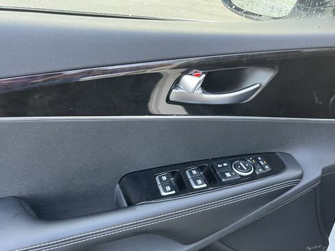 Used 2016 Kia Sorento EX w/ EX Touring Package image 17