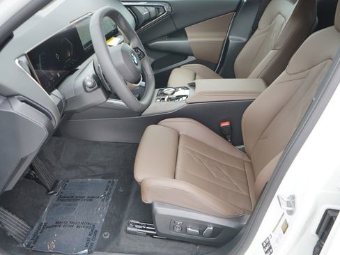 Used 2025 BMW X3 xDrive30i w/ Convenience Package image 9