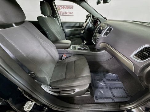Used 2020 Dodge Durango SXT image 31
