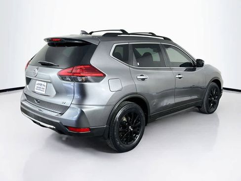 Used 2017 Nissan Rogue SV w/ Midnight Edition FWD image 25