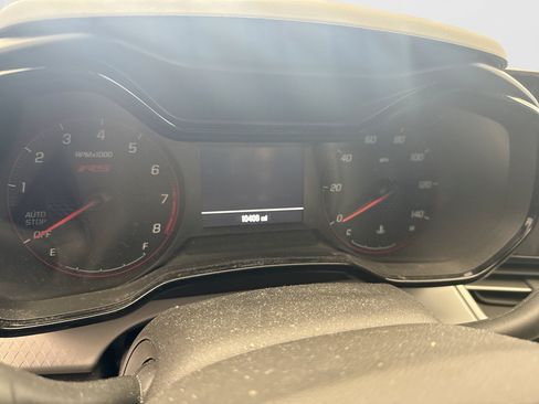 Used 2024 Chevrolet Trax RS FWD image 11