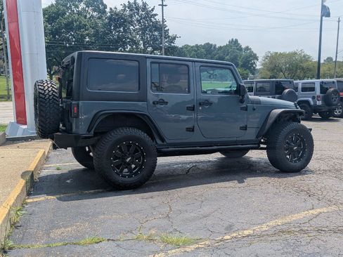 Used 2015 Jeep Wrangler Unlimited Sport AWD/4WD image 9