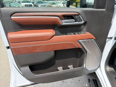 New 2026 GMC Sierra 2500 Denali Ultimate AWD/4WD image 16