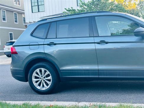 Used 2018 Volkswagen Tiguan S AWD/4WD image 8