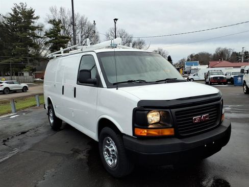 Used 2015 GMC Savana 2500 image 3