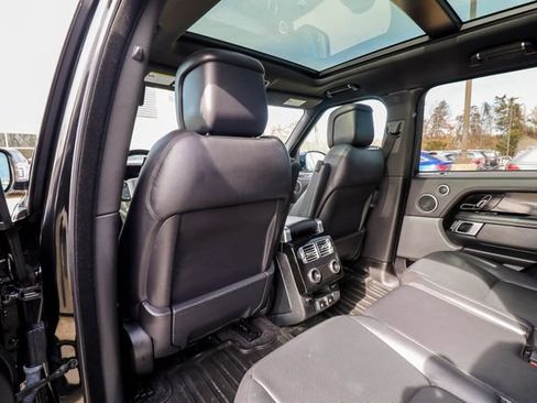 Used 2020 Land Rover Range Rover HSE image 40