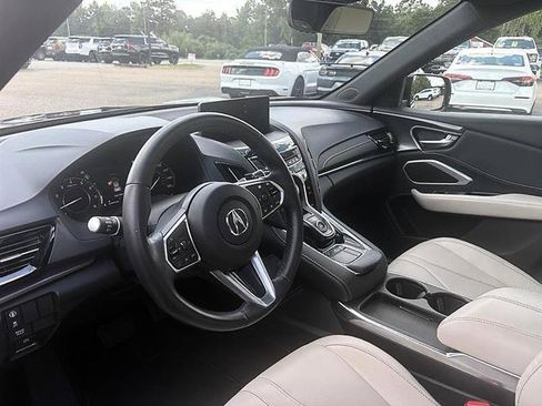 Used 2025 Acura RDX SH-AWD image 21