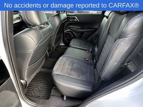 Used 2023 Mitsubishi Outlander SE Black Edition image 15