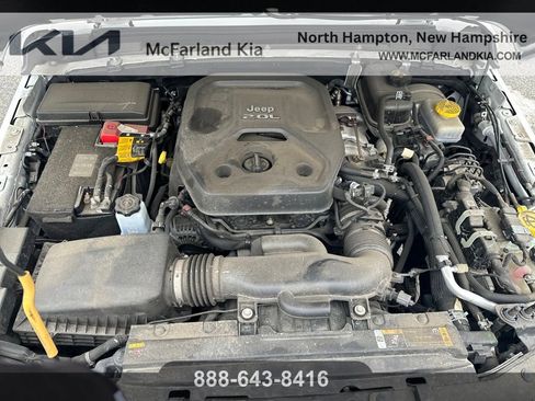 Used 2021 Jeep Wrangler Unlimited Sahara image 23