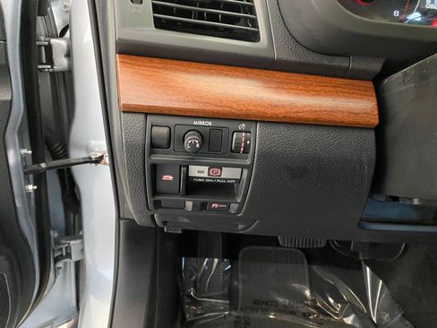 Used 2013 Subaru Outback 3.6R Limited w/ Moonroof Pkg image 19