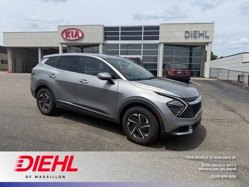 Certified 2024 Kia Sportage LX AWD/4WD image 1