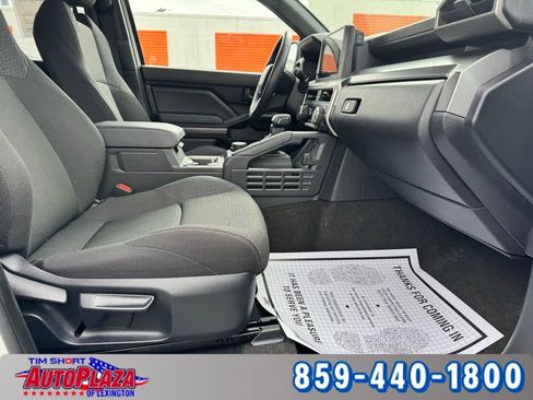 Used 2025 Toyota 4Runner SR5 image 40