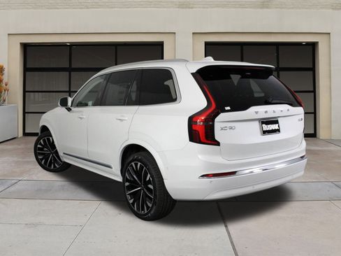 New 2025 Volvo XC90 B6 Plus image 3