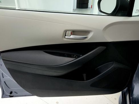 Certified 2021 Toyota Corolla LE w/ Carpet Mat Package (TMS) FWD image 22
