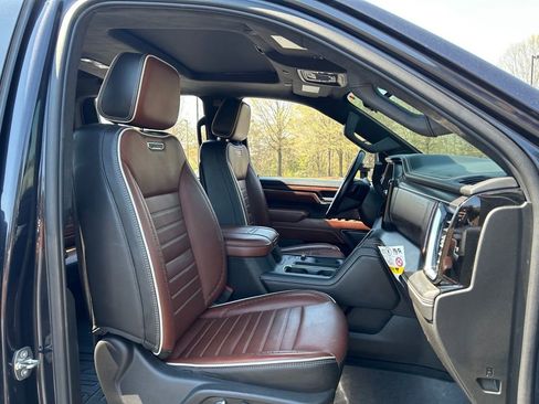 Used 2024 GMC Sierra 2500 Denali Ultimate image 56