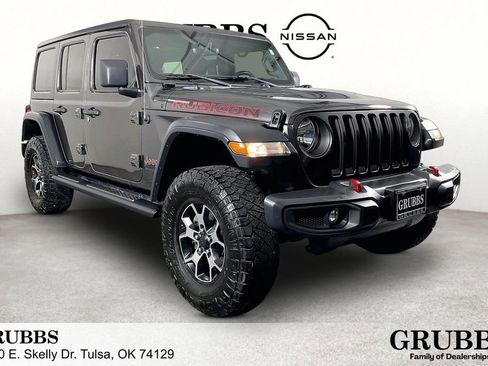 Used 2018 Jeep Wrangler Unlimited Rubicon AWD/4WD image 1
