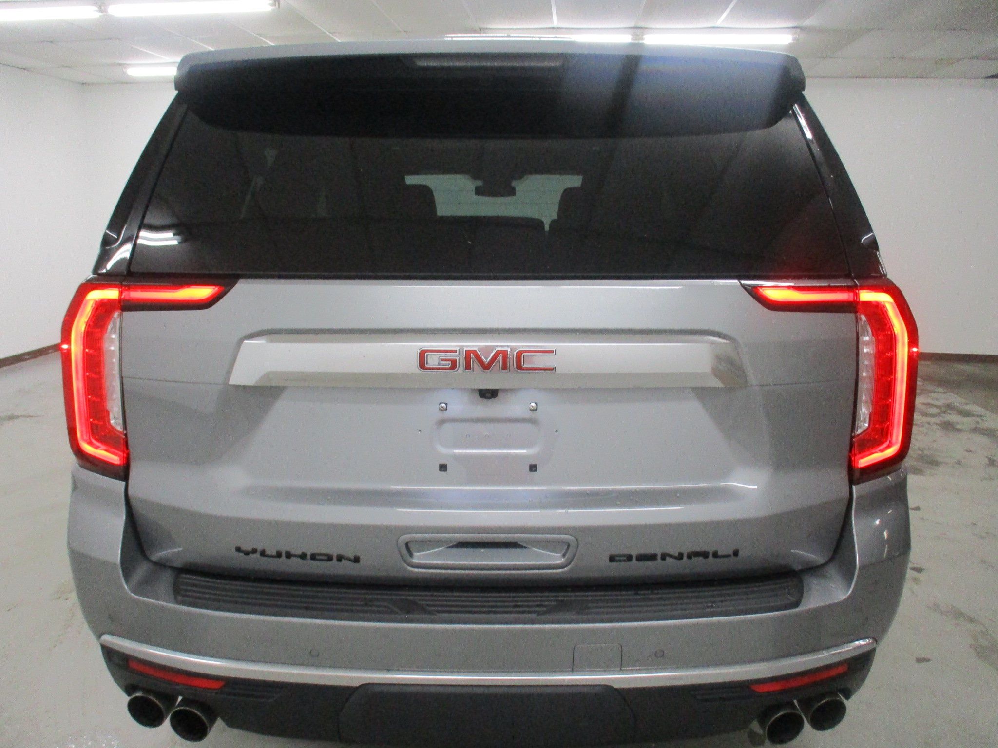 Certified 2023 GMC Yukon XL Denali AWD/4WD image 8