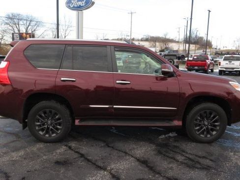 Used 2013 Lexus GX 460 image 9