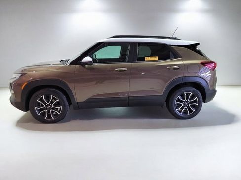 Used 2021 Chevrolet TrailBlazer ACTIV w/ Sun and Liftgate Package image 22