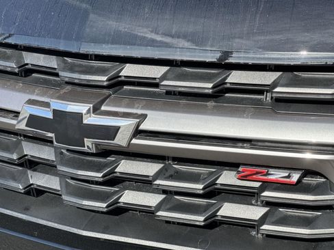 Used 2022 Chevrolet Colorado Z71 image 11