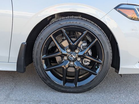 Used 2023 Honda Civic Sport image 7