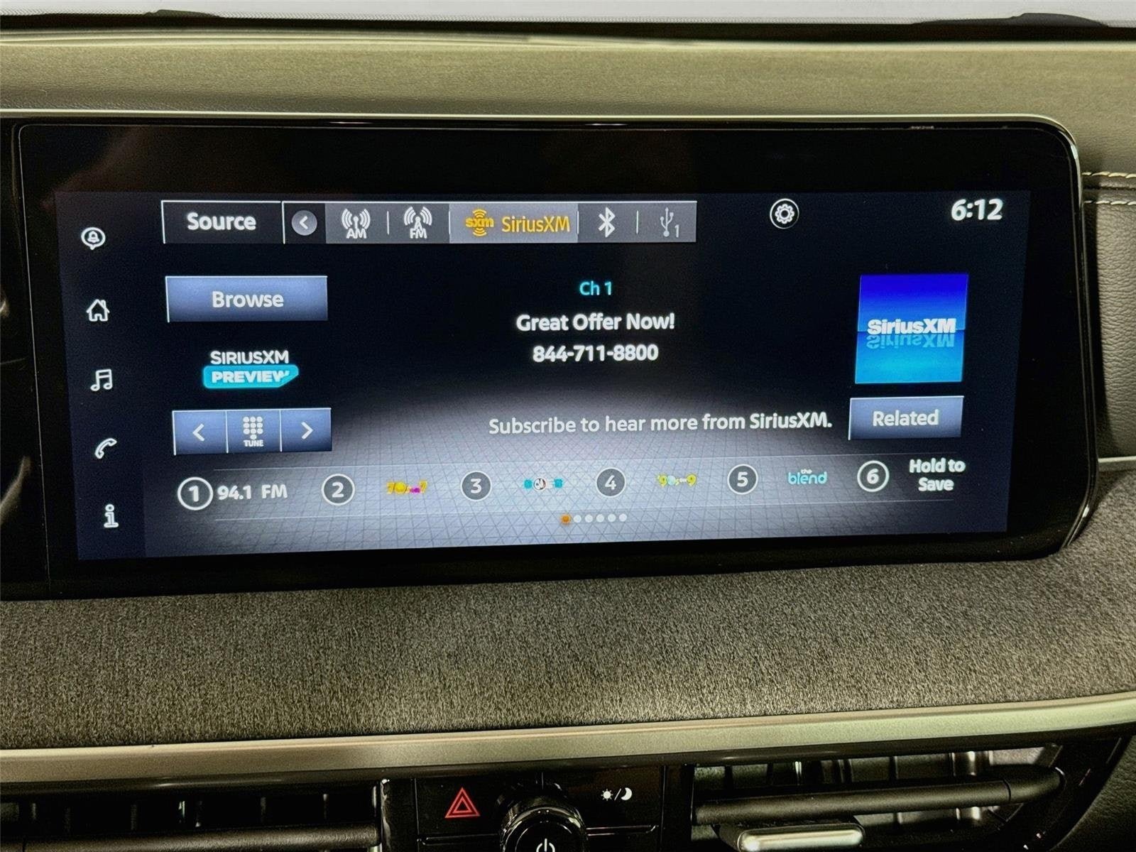 Certified 2025 Nissan Kicks SV FWD image 14