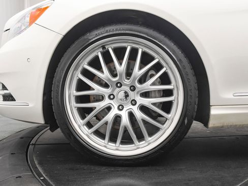 Used 2014 Mercedes-Benz CL 550 4MATIC image 30