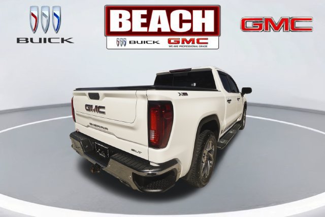 Used 2022 GMC Sierra 1500 SLT w/ SLT Premium Plus Package AWD/4WD image 3
