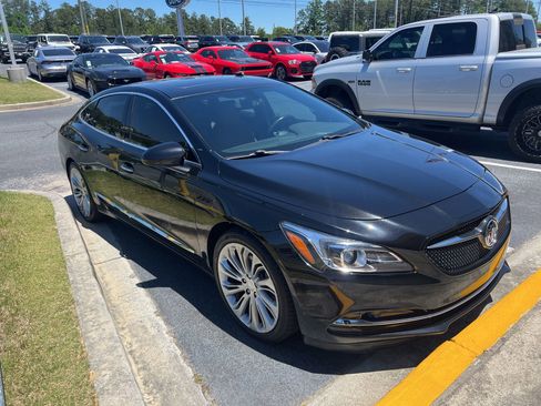 Used 2017 Buick LaCrosse Essence w/ Sun and Shade Package FWD image 2