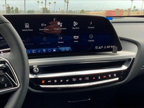 New 2025 Cadillac Lyriq Sport image 8