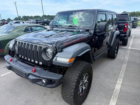 Used 2019 Jeep Wrangler Unlimited Rubicon AWD/4WD image 2