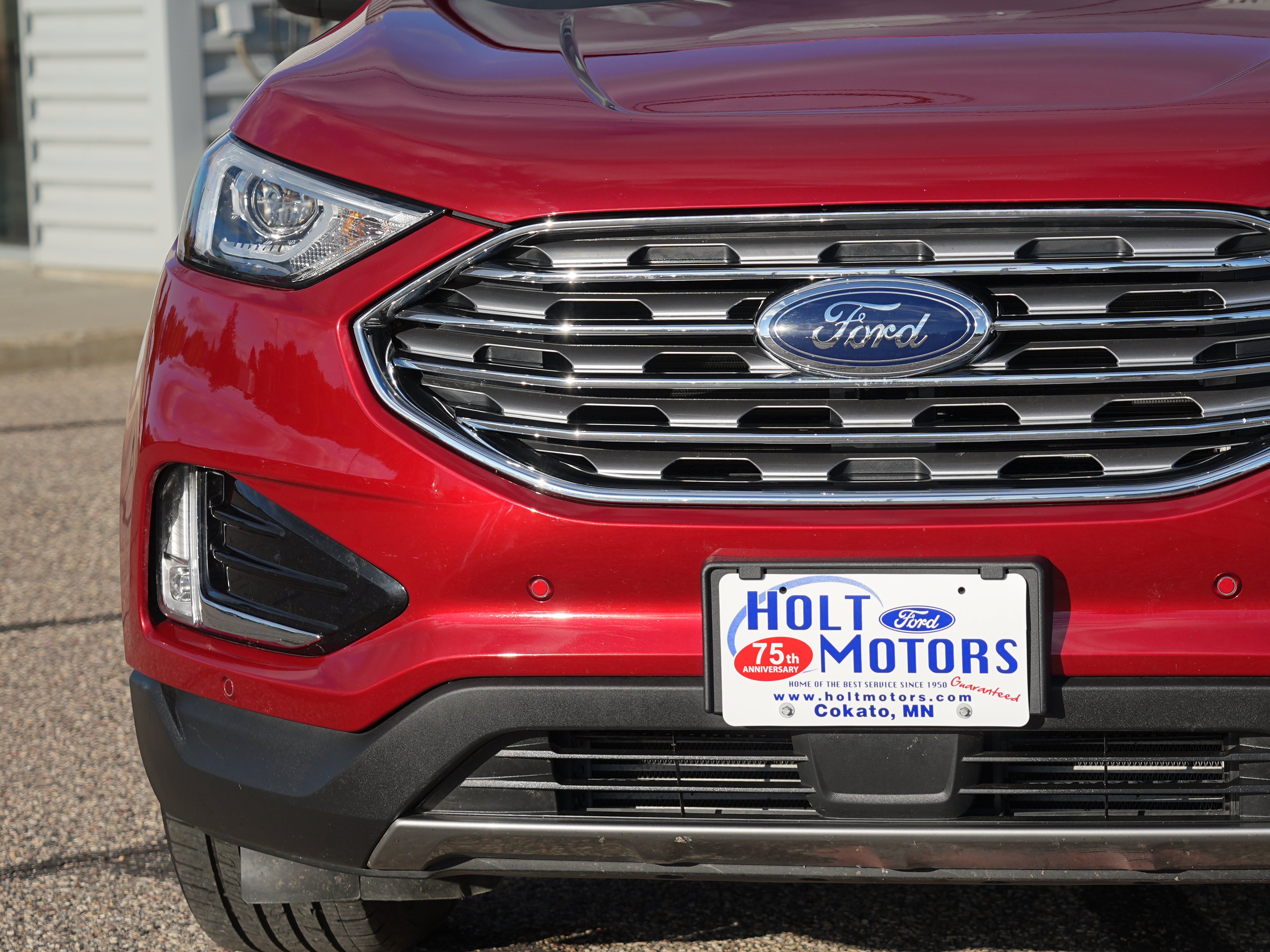 Used 2022 Ford Edge Titanium w/ Class II Trailer Tow Package AWD/4WD image 11